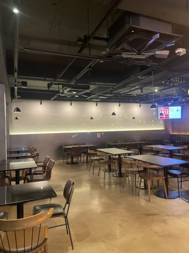 스폰티니 PUB 삼성중앙점 사진 7
