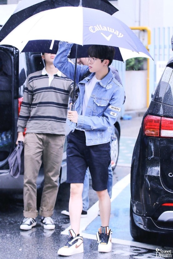 석*진 이미지