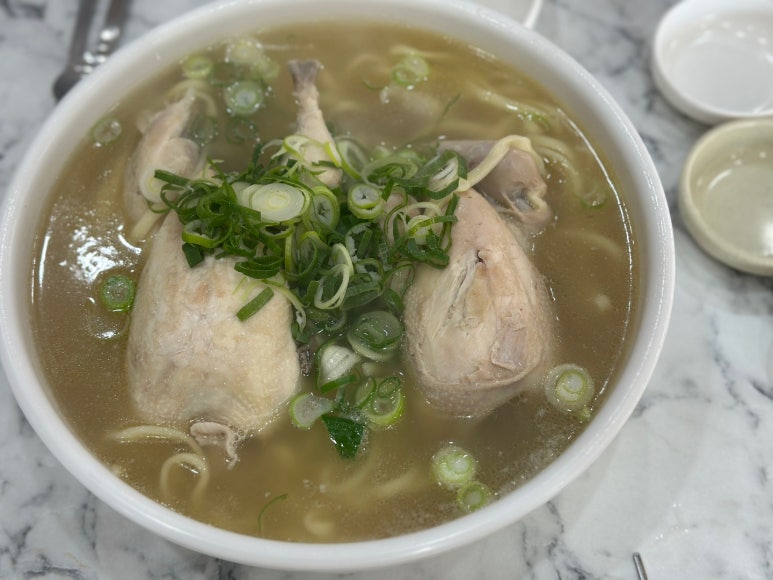 육해공생칼국수 이미지