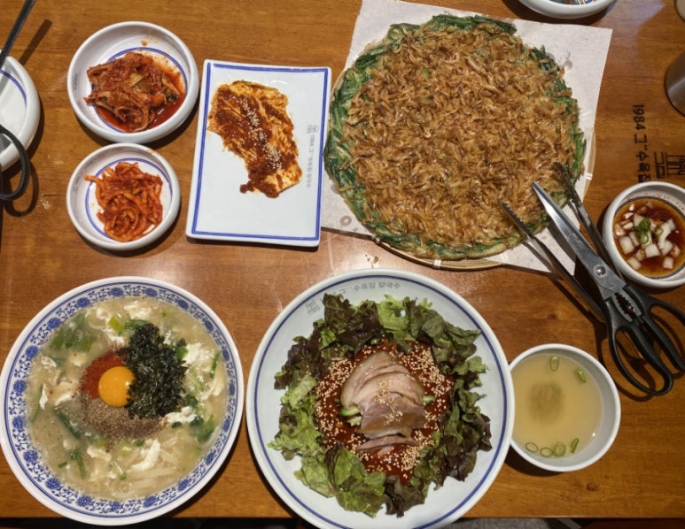 1984그수육집칼국수부산전포점 이미지
