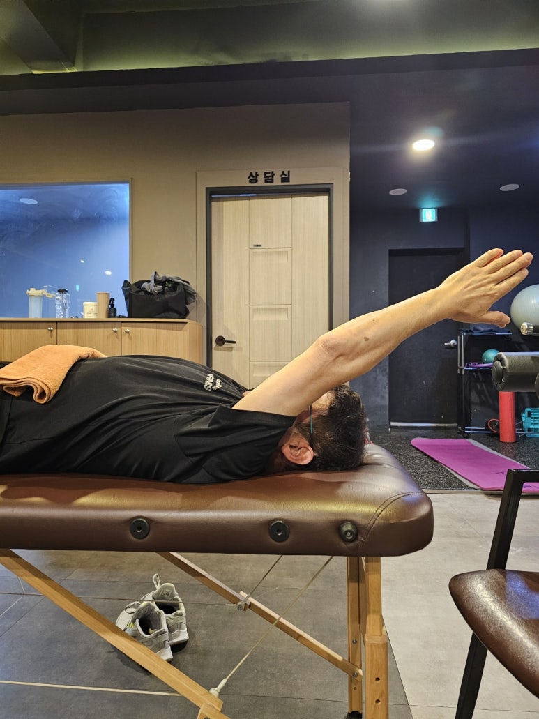 제이바디휘트니스 이미지