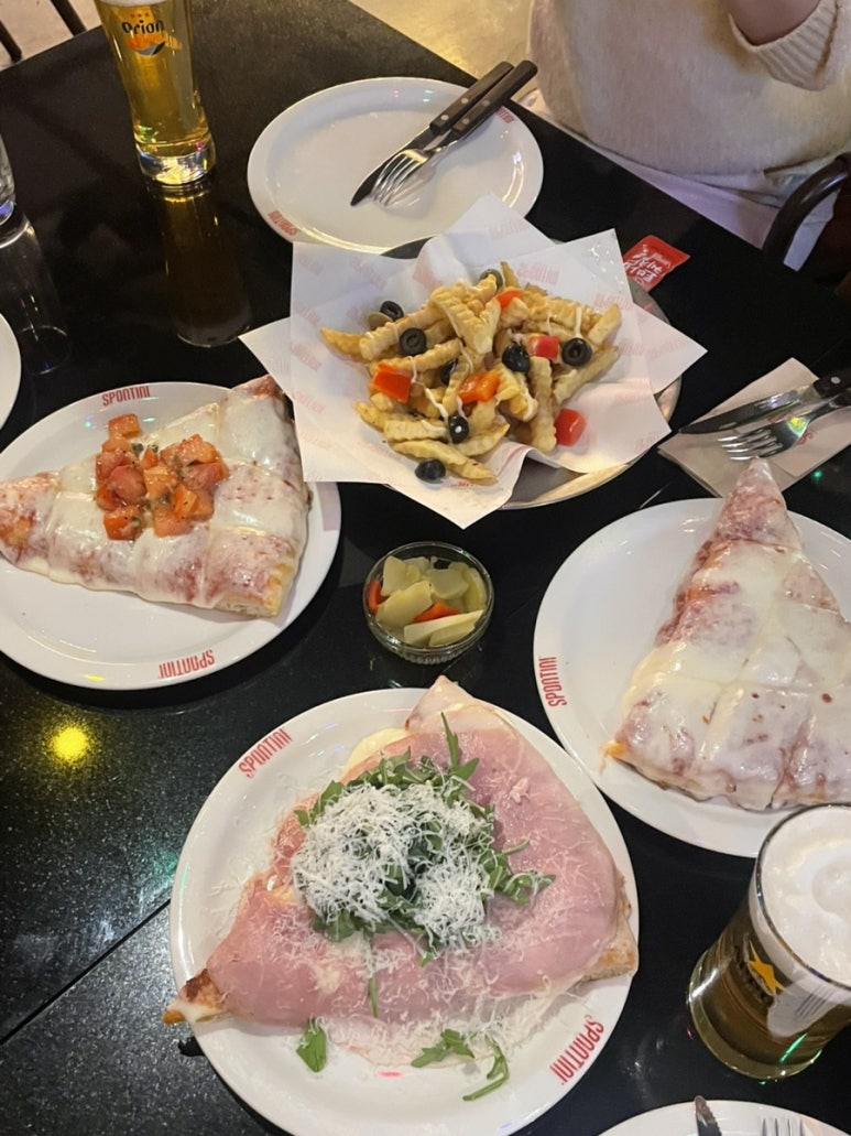 스폰티니 PUB 삼성중앙점 사진 8