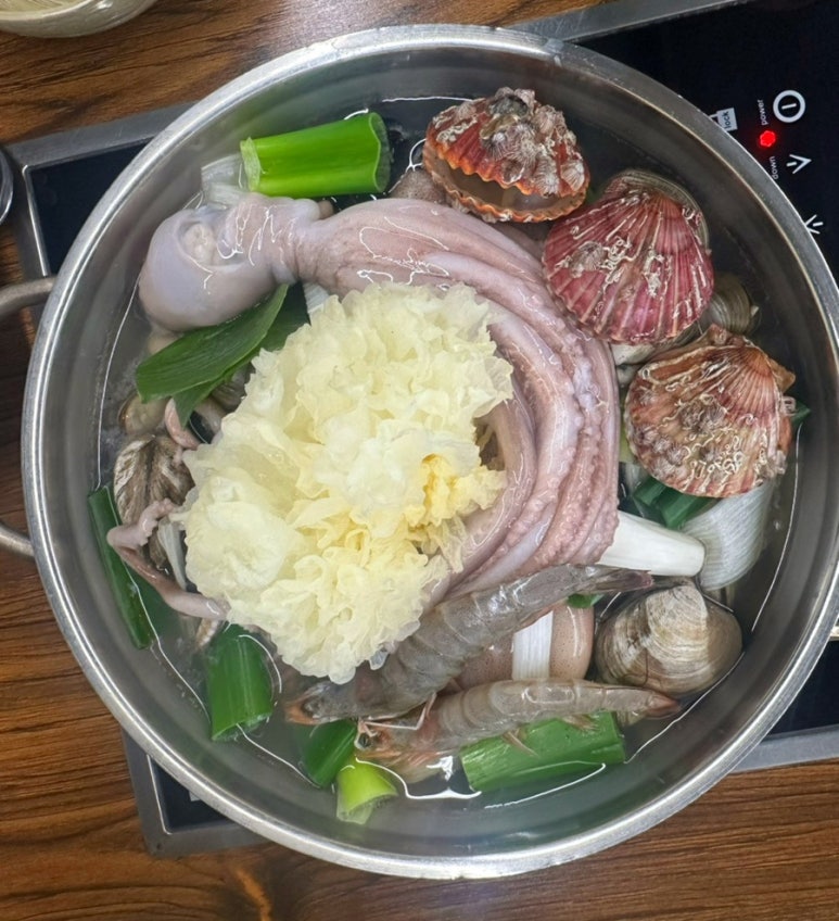 비파해물칼국수 이미지