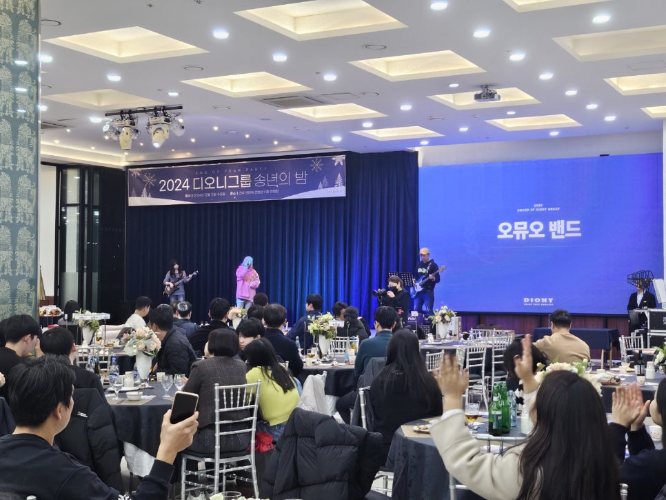 레드그린엔터테인먼트 이미지