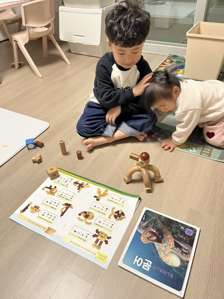크리에이티브문어 이미지