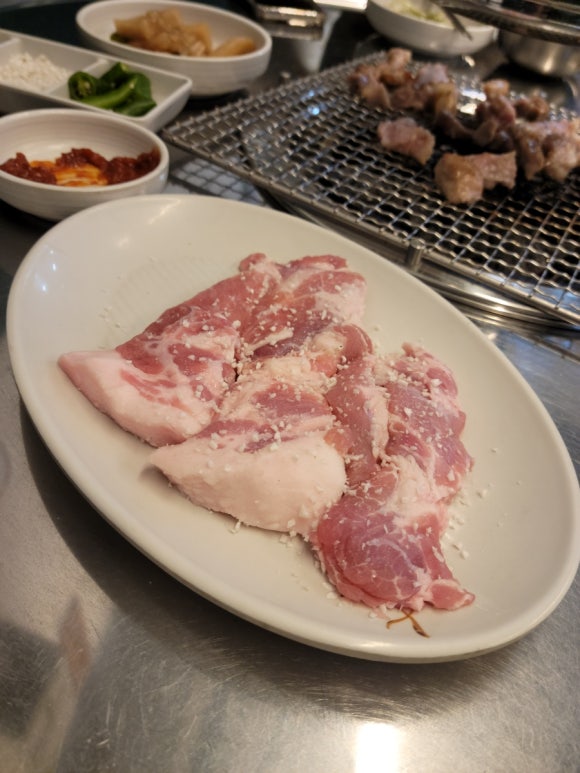 암사집원조소금구이 이미지