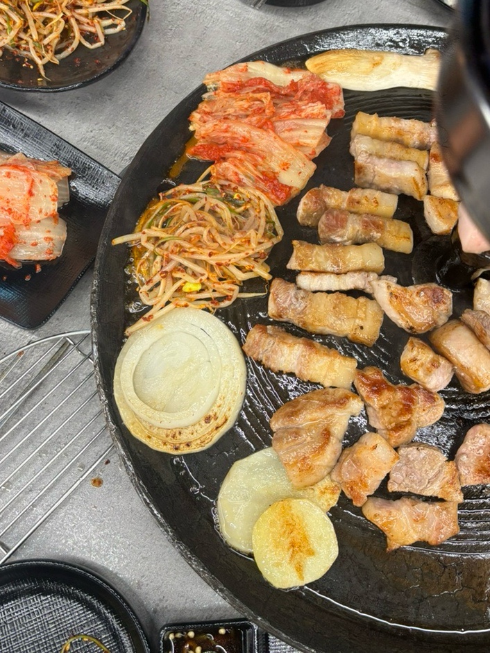 솥꿉 이미지