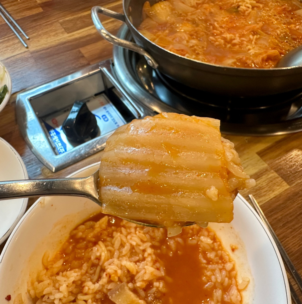 짜글이생돼지찌개 사진 5