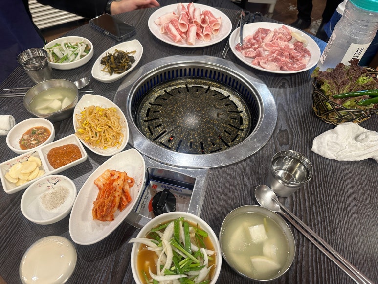 먹어봐뒷고기 이미지