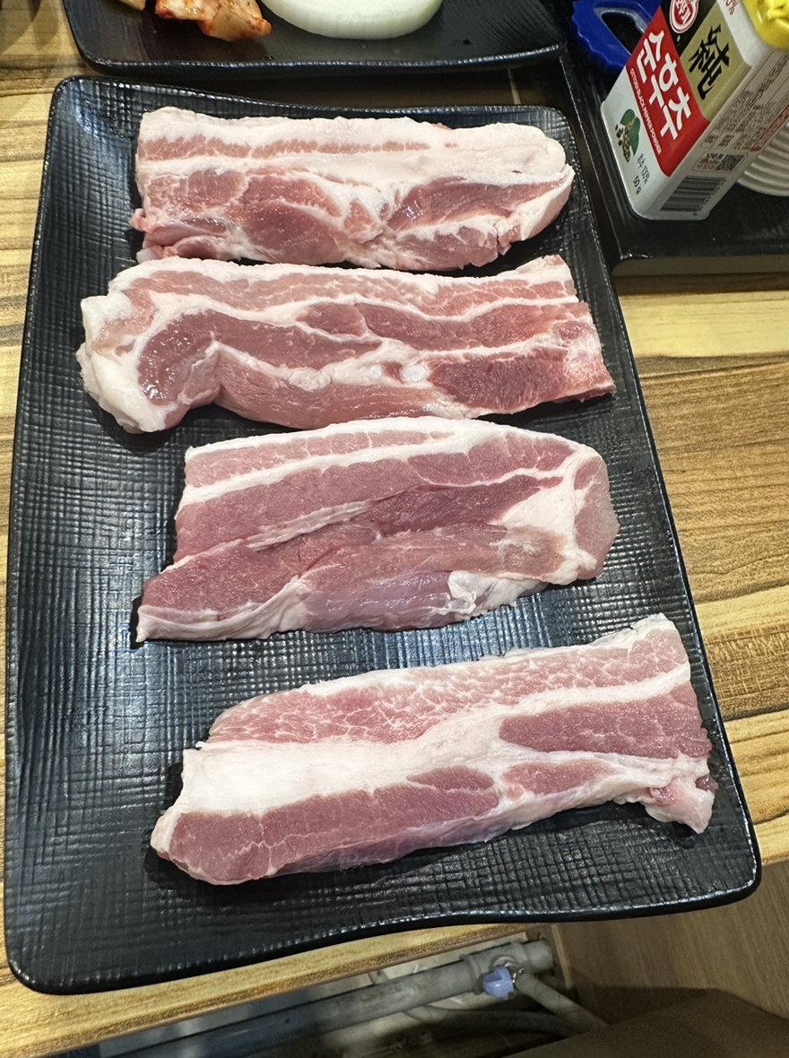 88솥뚜껑삼겹살 이미지