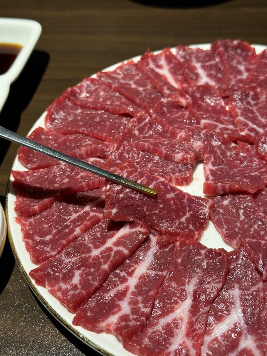 정성육회 덕신점 이미지