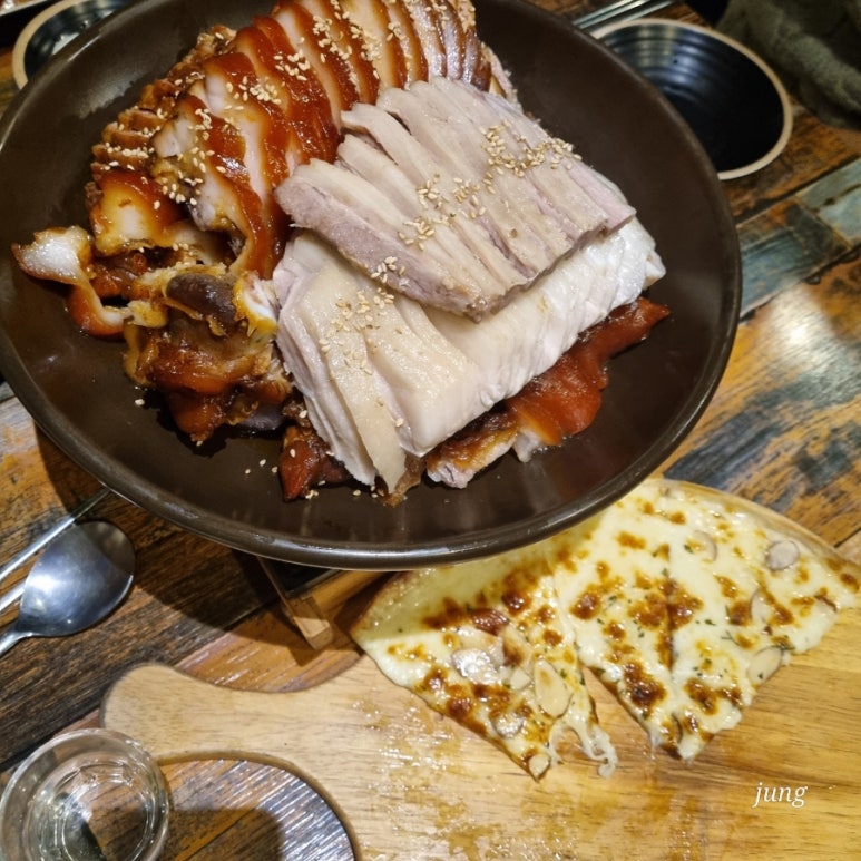 대운족발 이미지