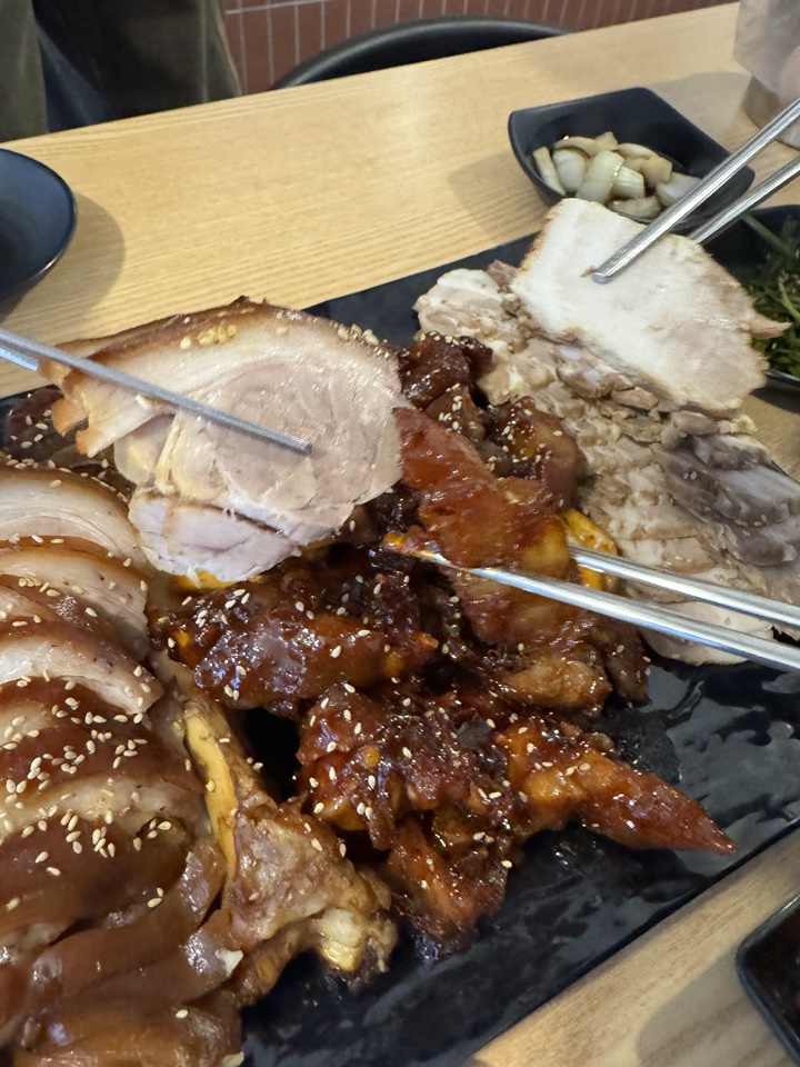 둥이족발 이미지