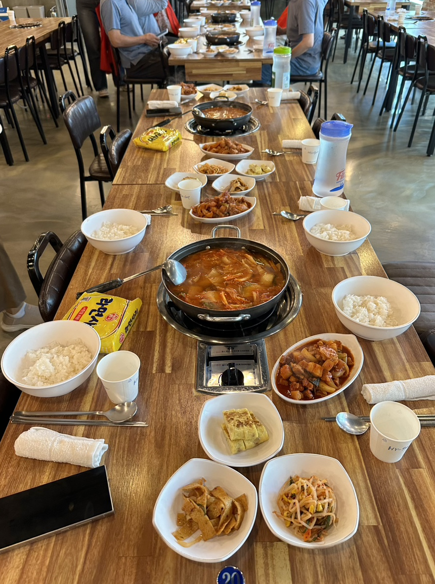 짜글이생돼지찌개 사진 6