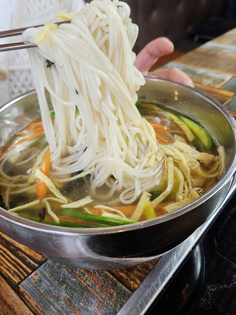 고향비빔국수 이미지