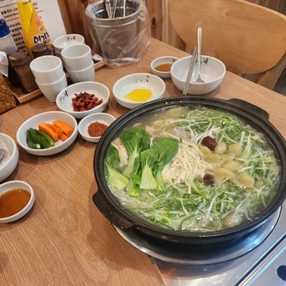 닭한마리닭발 이미지