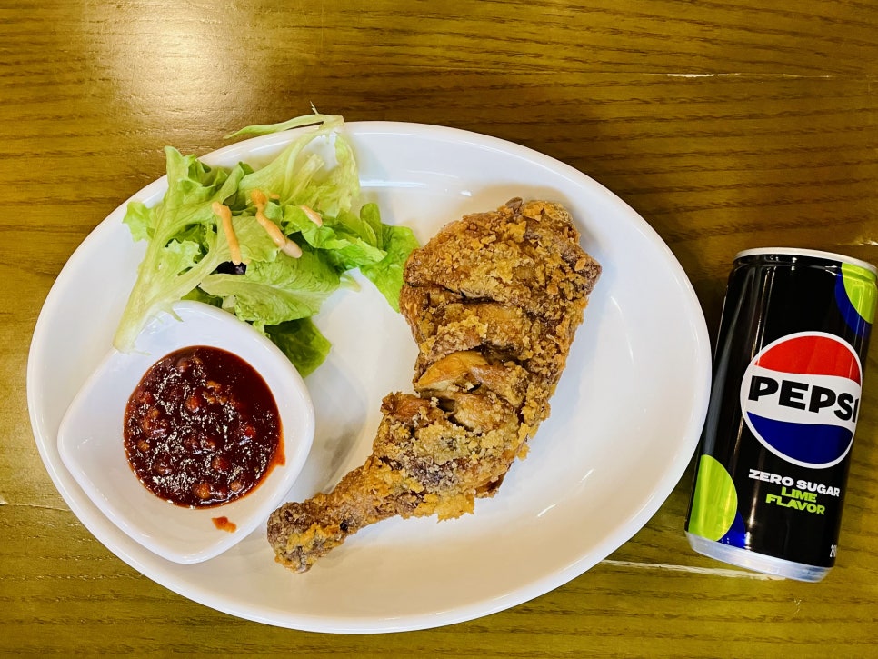 왕치킨 이미지