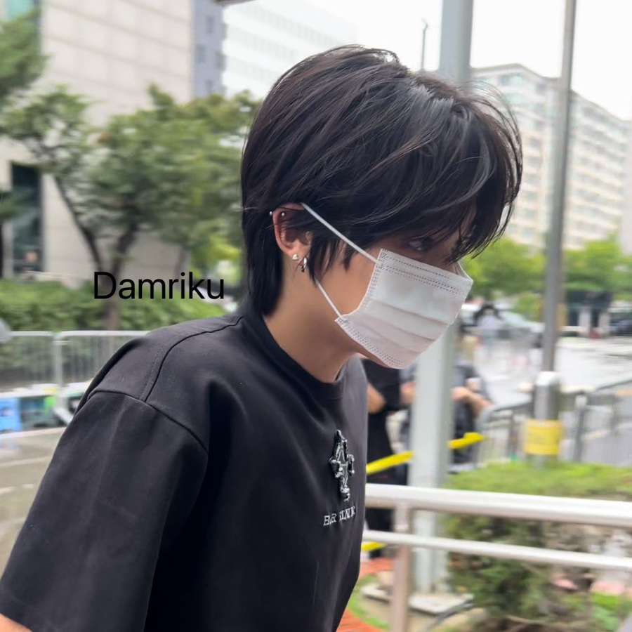 온리유 이미지