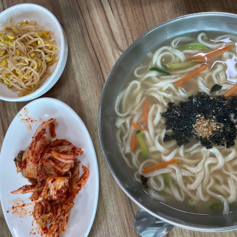 쌍둥이칼국수 이미지