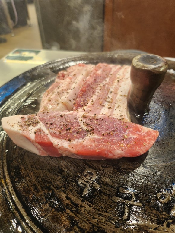 신림솥뚜껑삼겹살 이미지