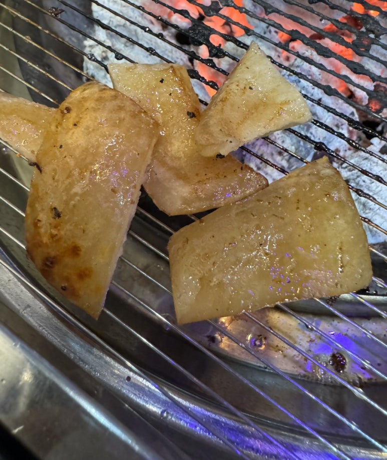 유천참숯불돼지갈비 이미지