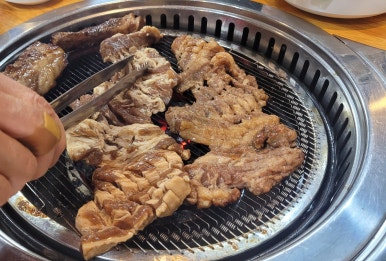아롱숯불갈비 이미지