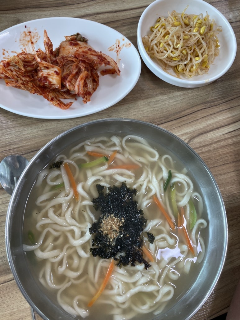 쌍둥이칼국수 이미지