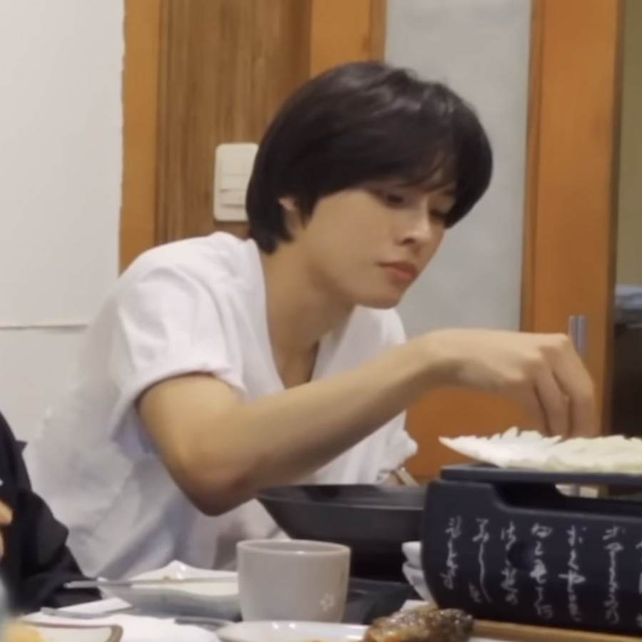 온리유 이미지