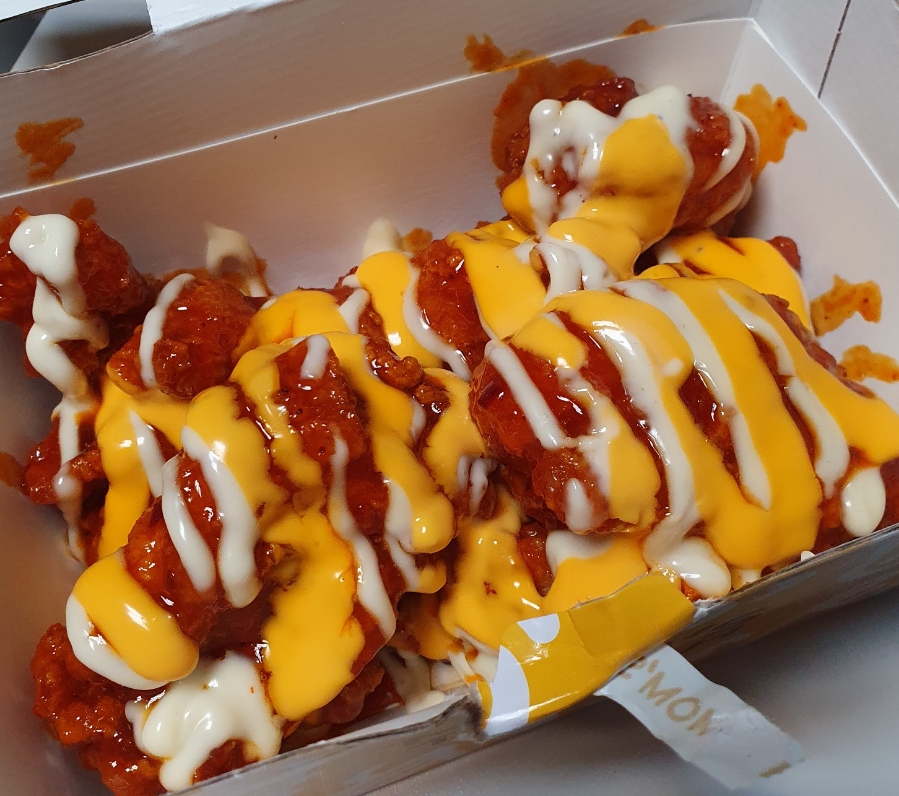 맘스터치치킨 이미지