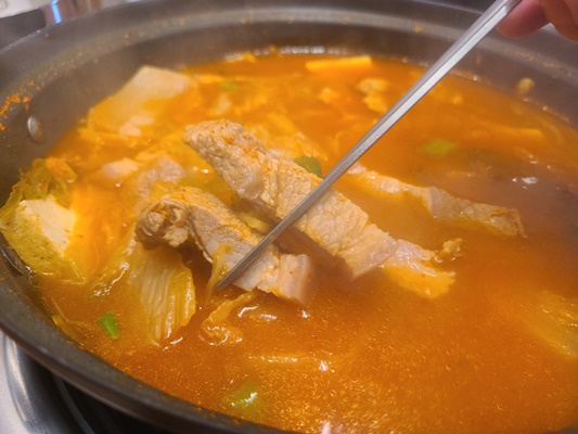 낭만 김치찌개 이미지