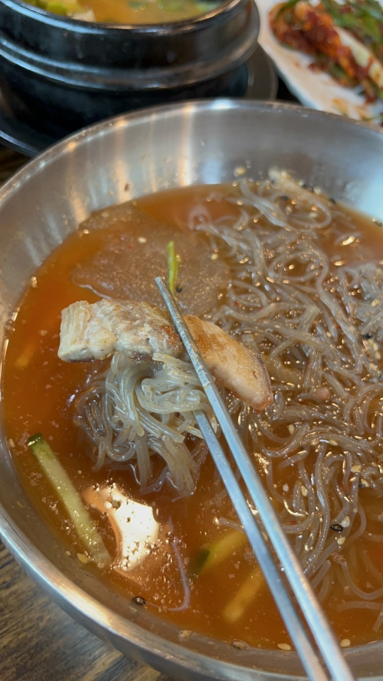 지리산고원흑돼지 이미지