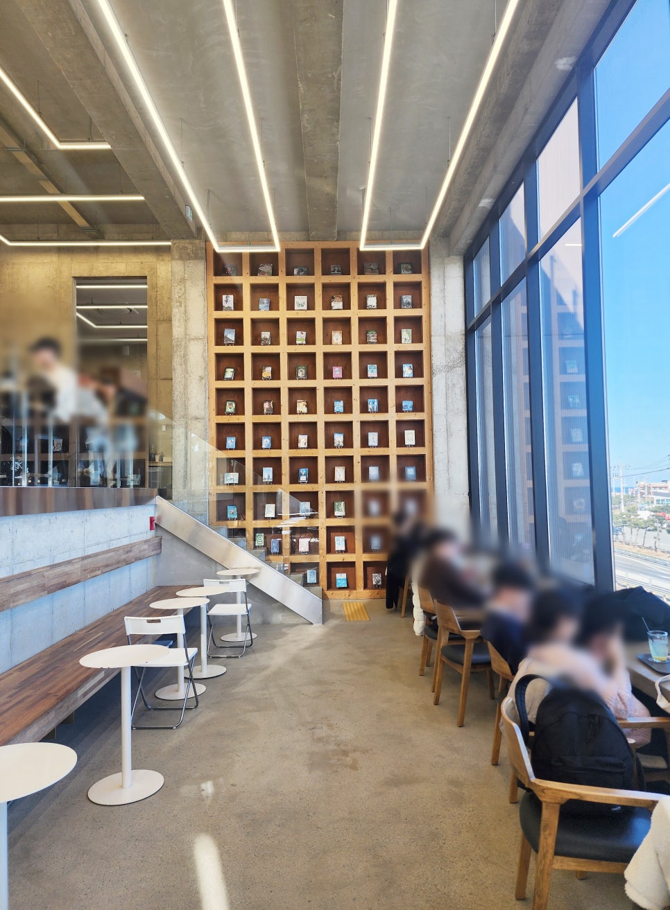 피이아이커피 이미지