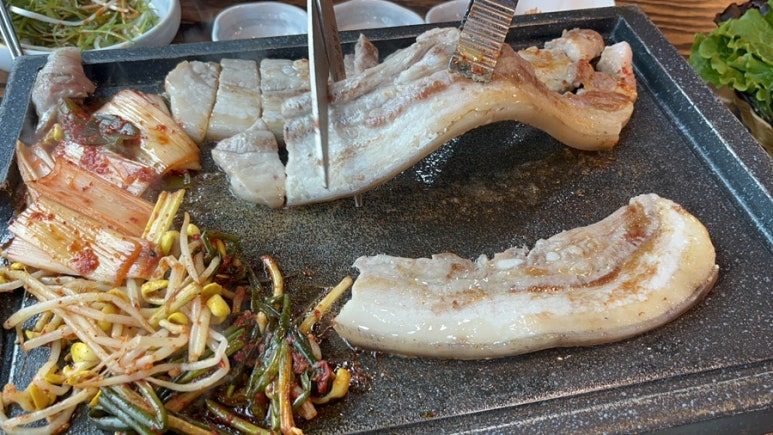 지리산고원흑돼지 이미지
