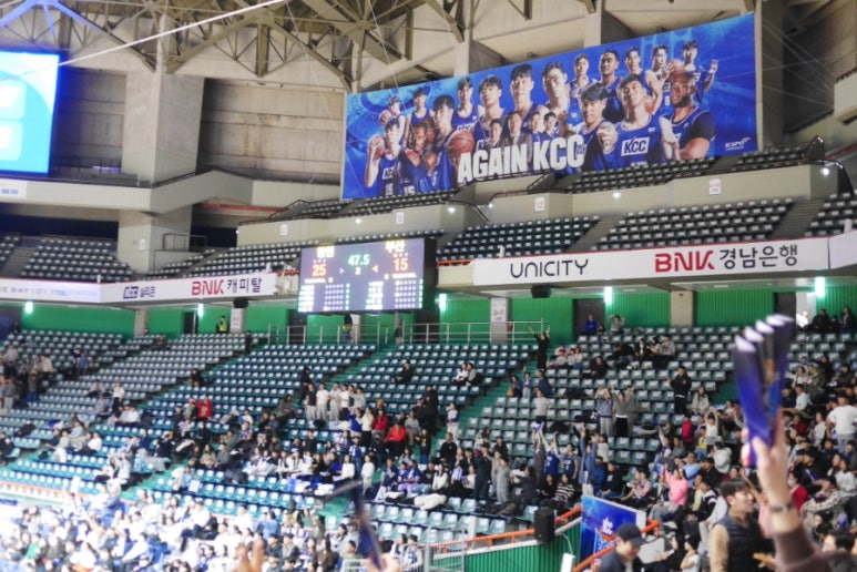 덤브치킨(부산 레이카운티점) 이미지
