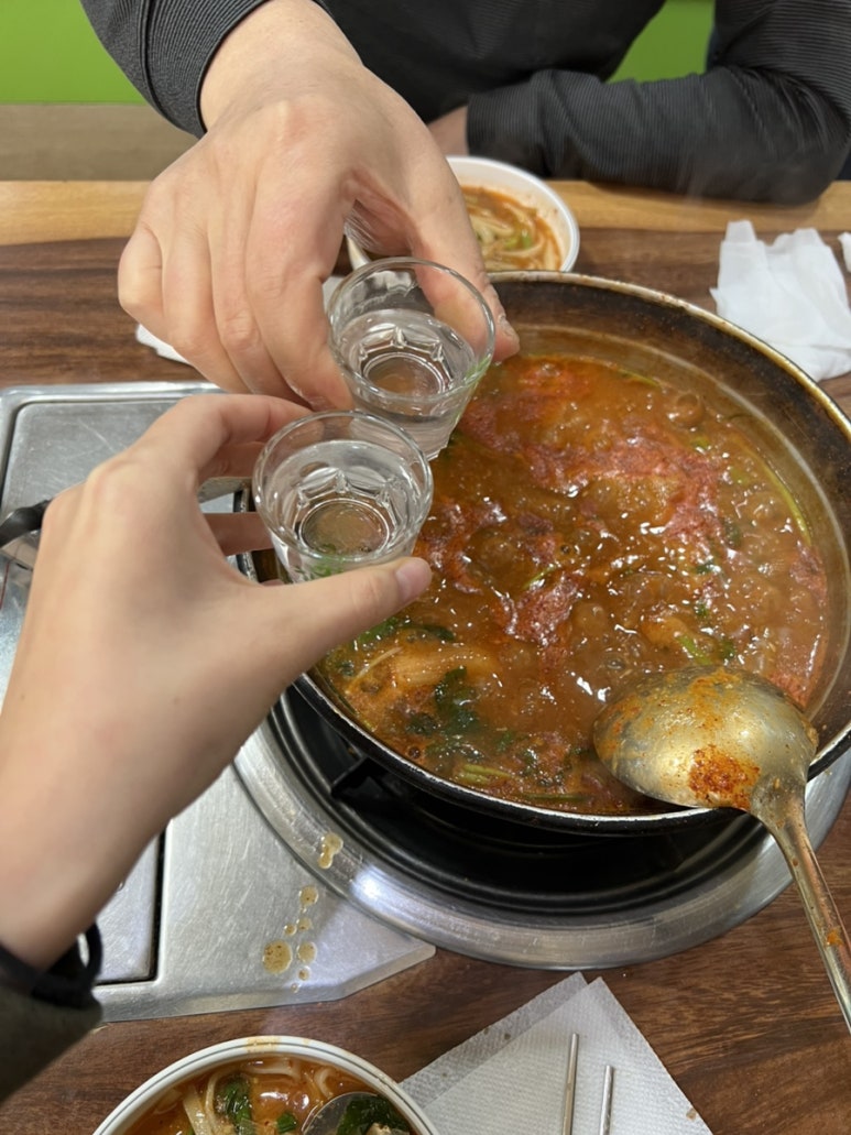 민물매운탕 이미지