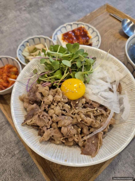 더덮밥 이미지