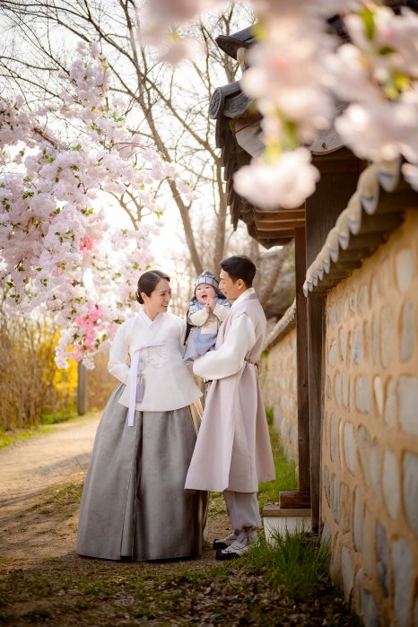 스튜디오봄 이미지