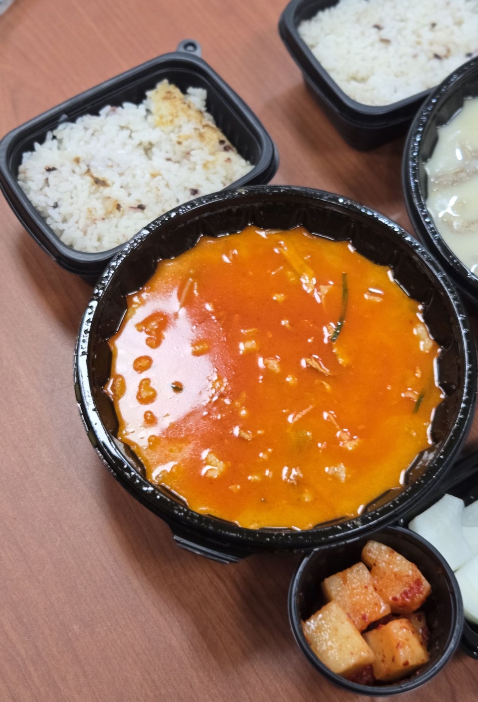 영천 얼큰 돼지국밥 이미지