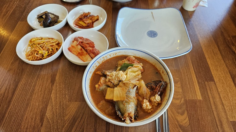 명태한마리 이미지
