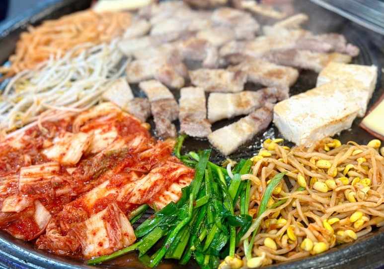 짱구네왕뚜껑삼겹살 이미지