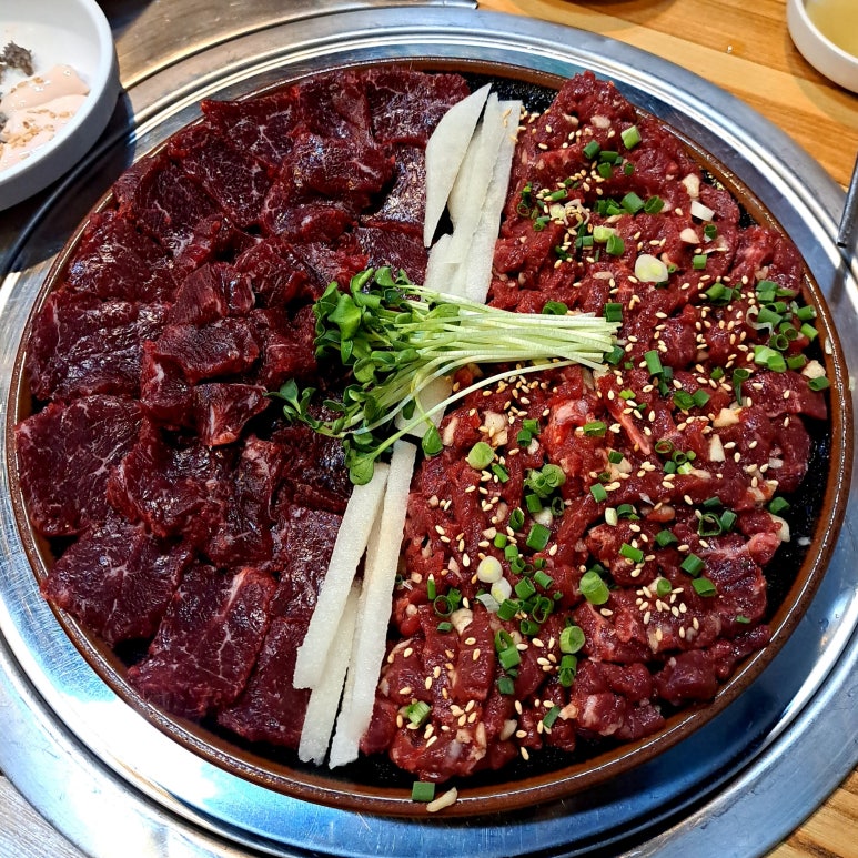 거기뭉티기 이미지