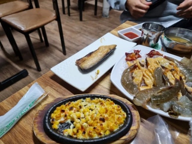 두리만횟집 이미지