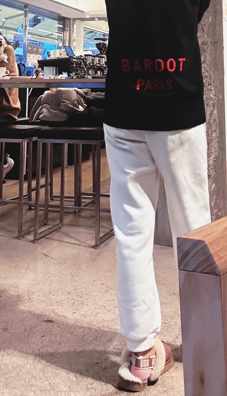 자카르카페 이미지