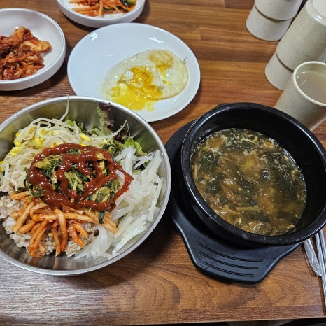 가마솥보리밥 이미지