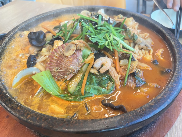 백년돌판짜장/교동짬뽕 이미지
