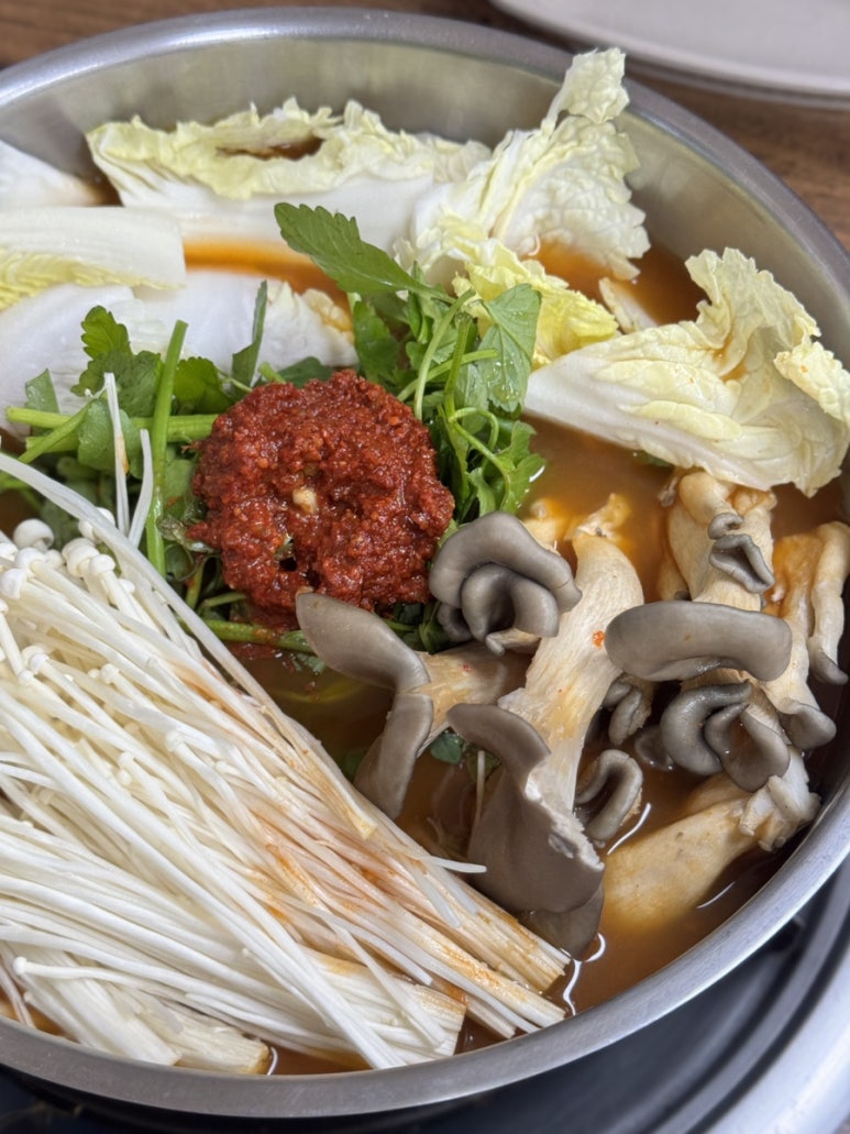 착한손샤브칼국수 이미지