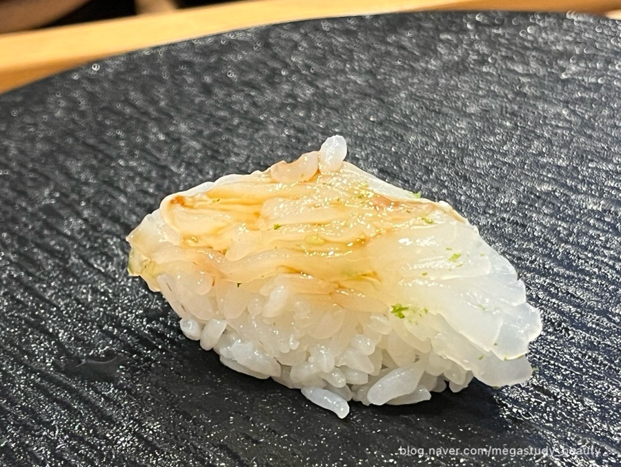 스시정현 이미지