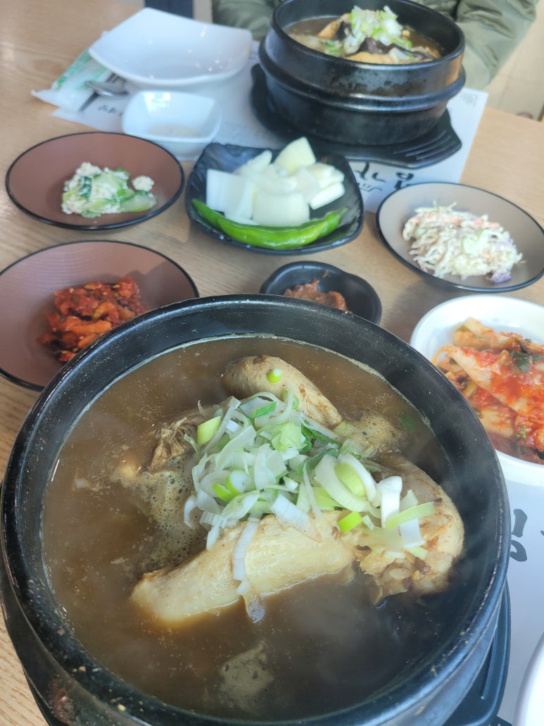 심가네황제능이백숙 이미지