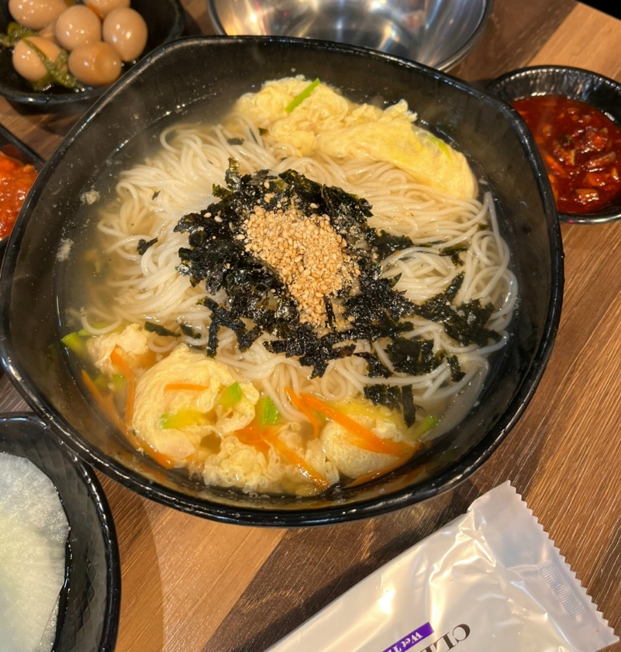 동산 솥뚜껑삼겹살 이미지