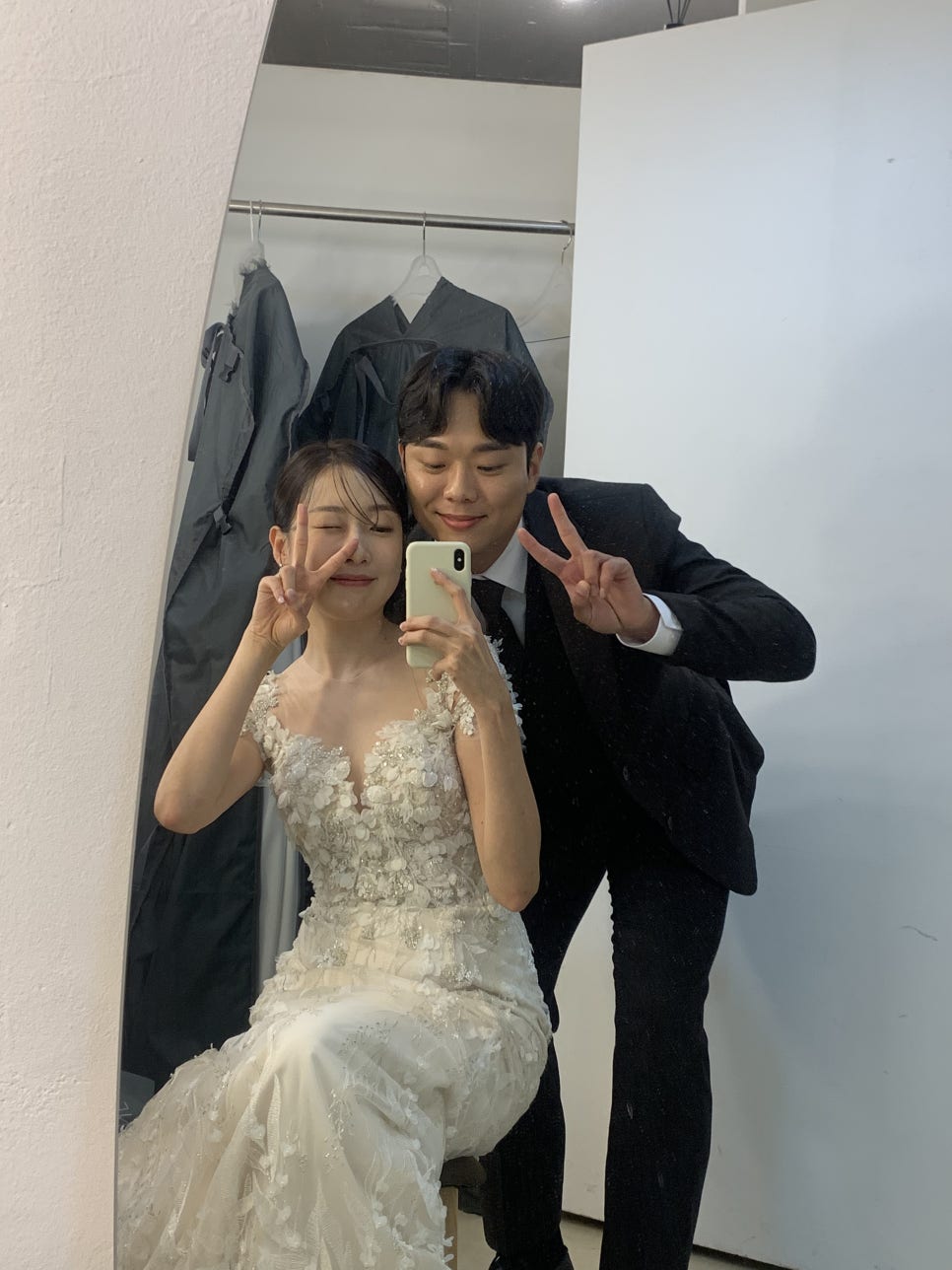 형제들이 파는 과일 브룻츠 이미지